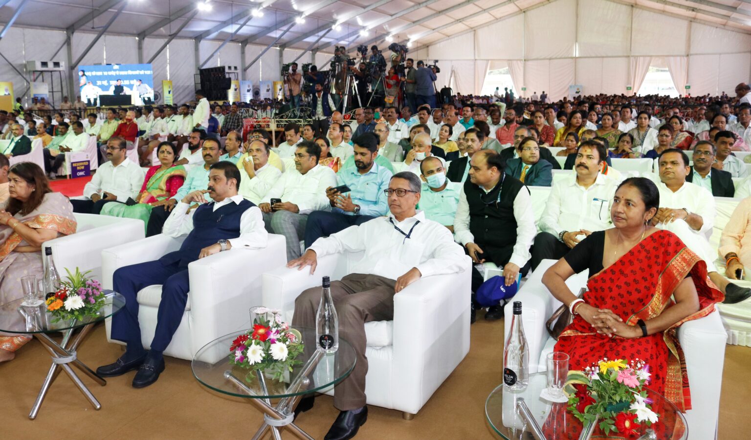 ICAR-Central Institute for Research on Cotton Technology, Mumbai celebrated 39th DARE-ICAR-CIRCOT public awareness campaign under India @75 with “Garib Kalyan Sammelan” on 31st May 2022 Image-1