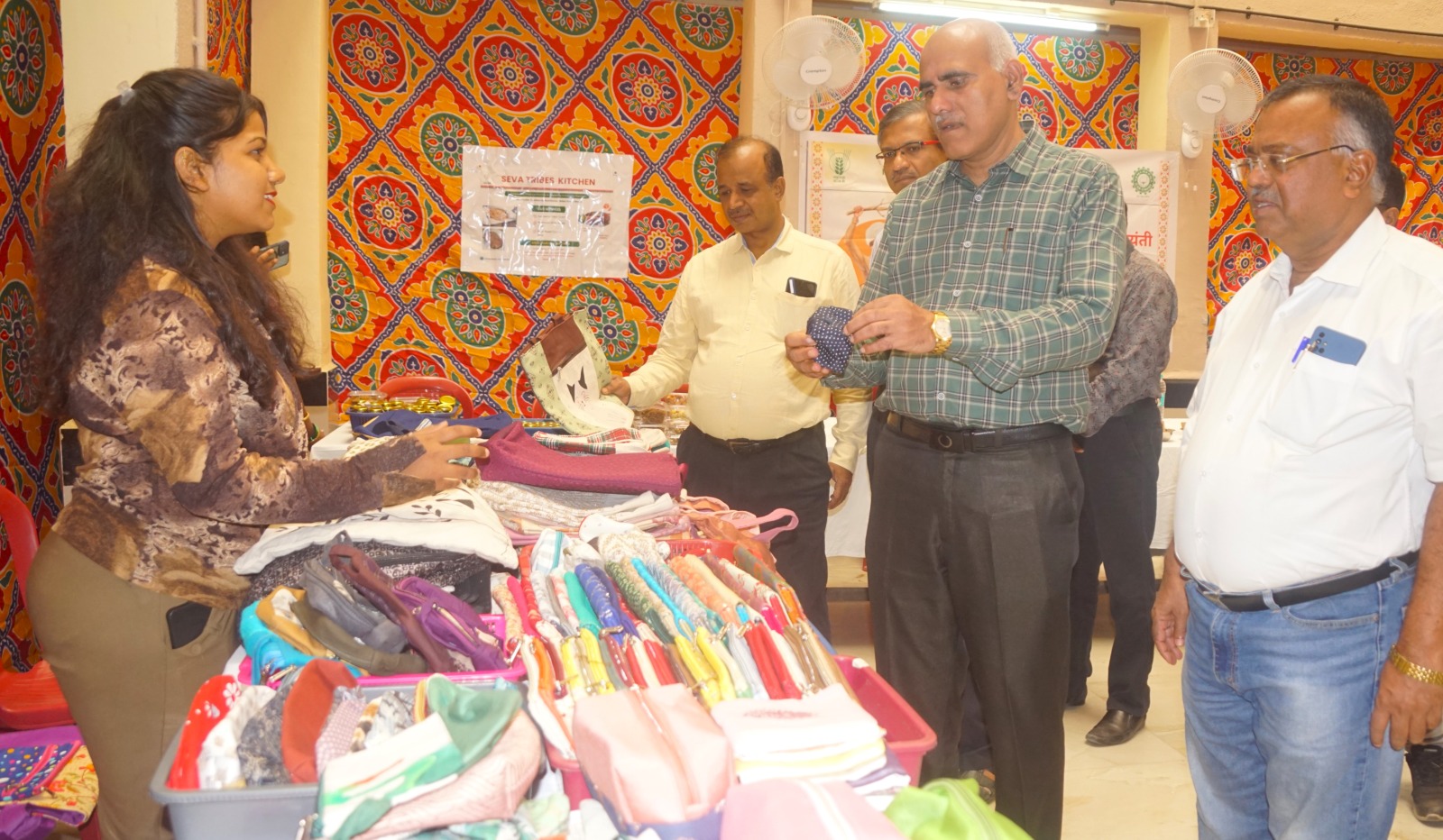 Exhibition of Tribal Products Photo 3