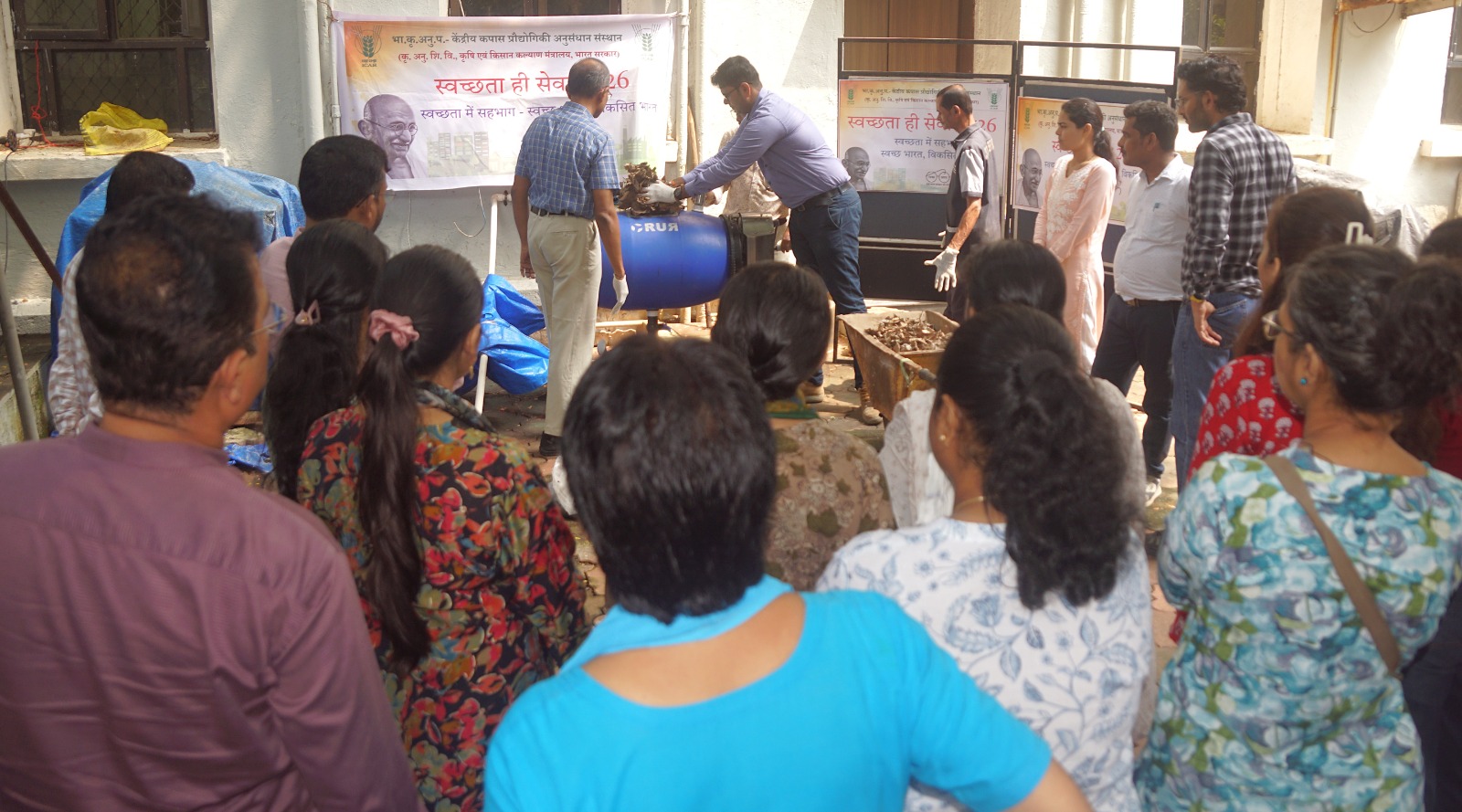 demonstration_aerobic_composter_photo1