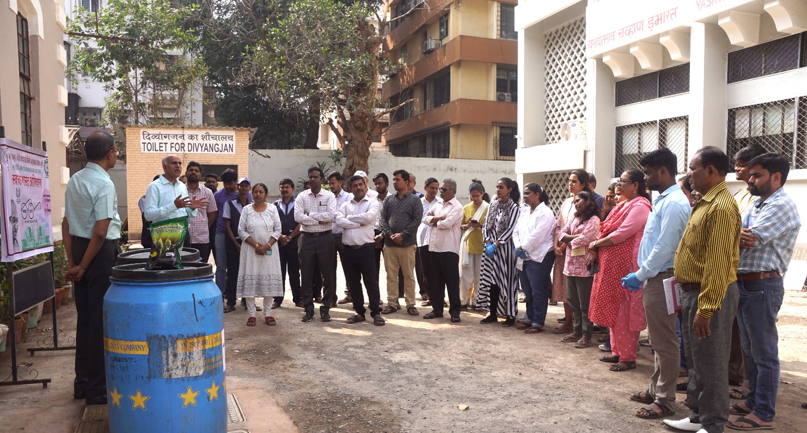 Dr. S.K. Shukla, Director, emphasized the importance of replacing chemical fertilizers with organic alternatives