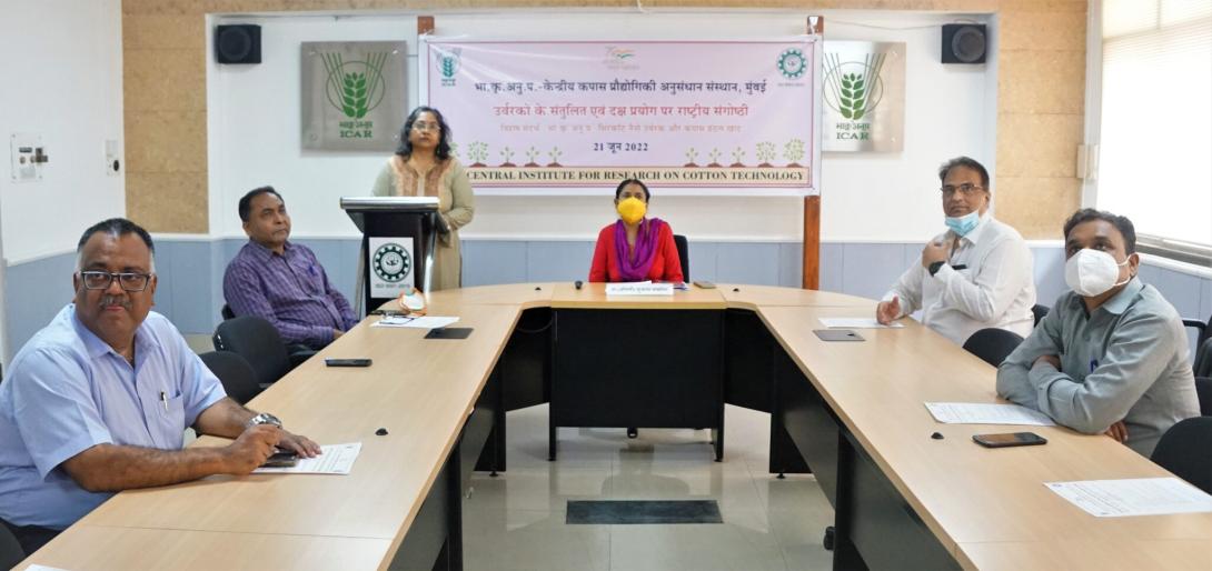 Image of ICAR-Central Institute for Research on Cotton Technology, Mumbai celebrated 41st DARE-ICAR-CIRCOT public awareness campaign under India @75 with Sensitization Programme on the Balanced and Effective use of Fertilizers on 21.06.2022.