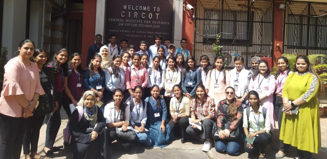 Image of Visit of Students and faculty members from G.N. Khalsa College, Mumbai to ICAR-CIRCOT on 17 Feb, 2023.