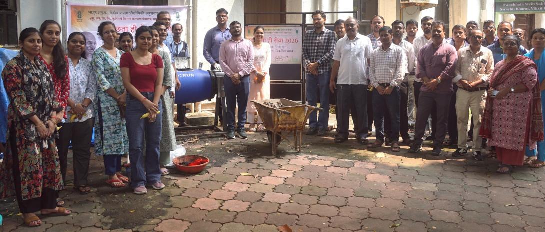 Demonstration_aerobic_composter_photo